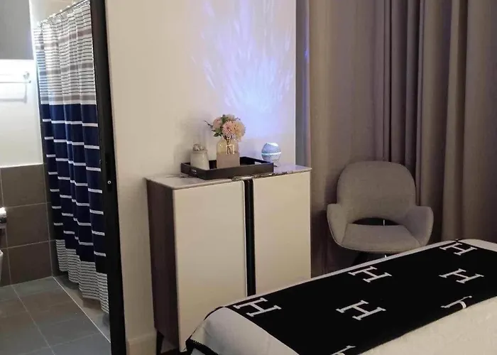 Grand Residences 2br And 2 Baths In The Heart Of Apartment