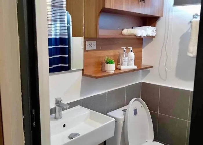Grand Residences 2br And 2 Baths In The Heart Of Apartment *